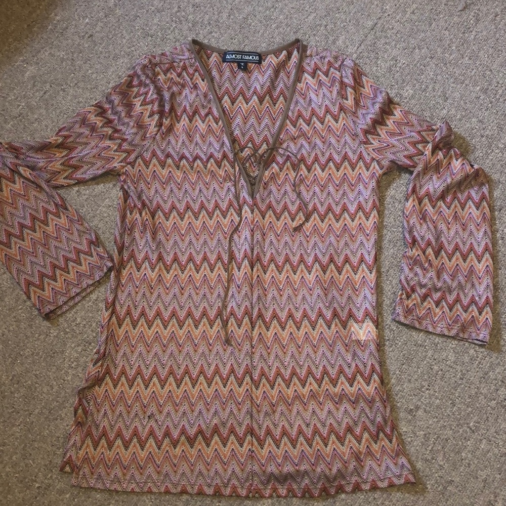 Almost Famous Lace front Tunic